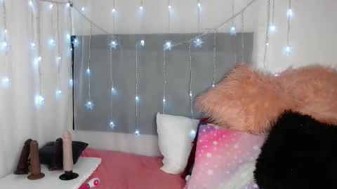 Thamara online show from November 27, 2025, 2:46 am