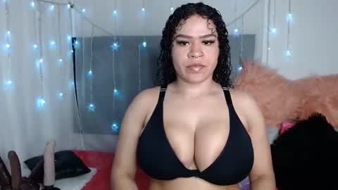 Snapshot of thamarar chatting on January 6, 2026, 2:48 am Thamara online show from January 6, 2026, 2:48 am