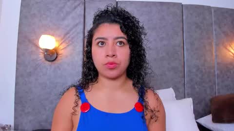 thara webstter online show from November 18, 2025, 11:36 am