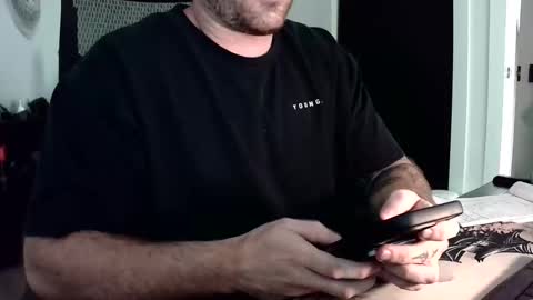 Snapshot of that_guy_you_love chatting on April 19, 2026, 10:12 pm That guy online show from April 19, 2026, 10:12 pm