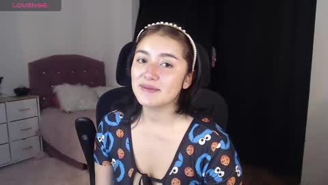   online show from September 9, 2025, 1:54 pm