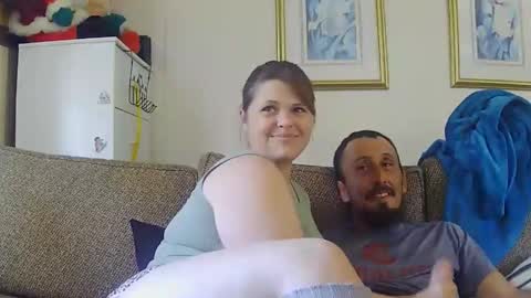 thatgirl4201 online show from November 6, 2025, 6:20 pm