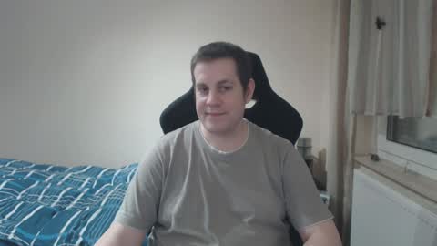 Snapshot of thatguyyeahhim chatting on December 31, 2024, 1:04 am thatguyyeahhim online show from December 31, 2024, 1:04 am