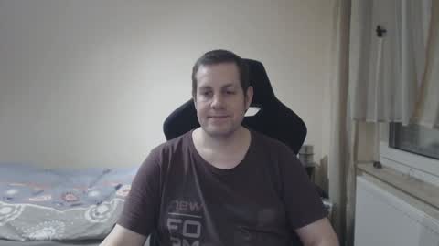 Snapshot of thatguyyeahhim chatting on February 1, 2025, 12:29 am thatguyyeahhim online show from February 1, 2025, 12:29 am