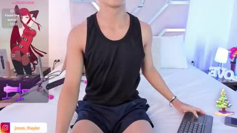 Thayler  online show from December 19, 2025, 11:17 am