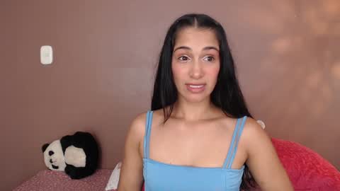 Snapshot of thayssa_ross chatting on December 11, 2024, 8:07 pm THAYSSA ROSS online show from December 11, 2024, 8:07 pm