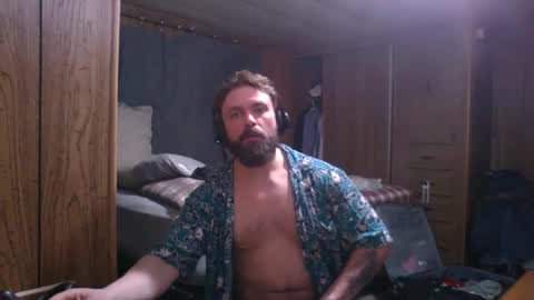 BiggerINalaska online show from September 14, 2025, 9:52 am