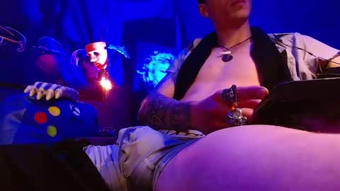 GIORGGIO online show from October 17, 2025, 6:38 am