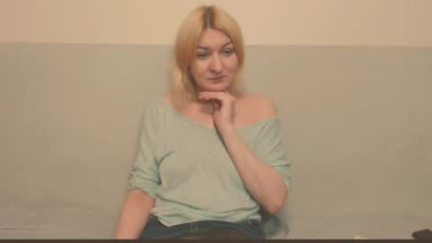 Eva online show from June 9, 2026, 11:49 pm