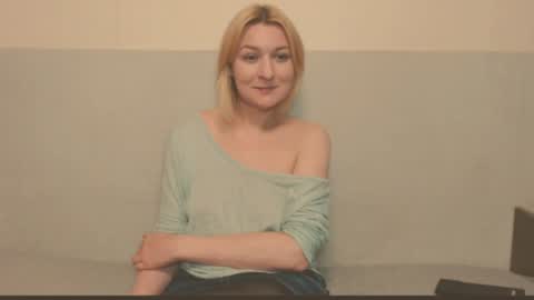 Eva online show from June 18, 2026, 10:14 pm