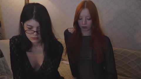 EllaLyn online show from October 29, 2025, 8:21 pm