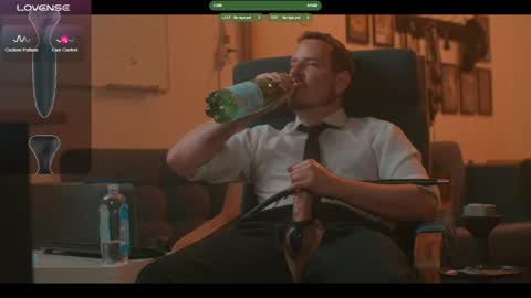 The DILF -  online show from May 28, 2026, 8:44 am
