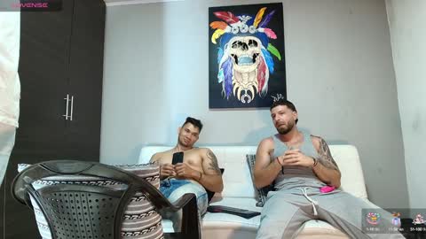 SCOTT  THEO  KAMERON  GENDERSON online show from January 16, 2025, 12:45 am