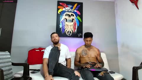 SCOTT  THEO  KAMERON  GENDERSON online show from January 20, 2025, 11:21 pm