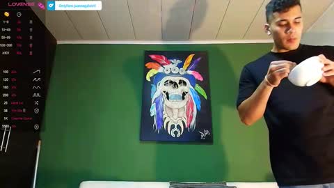 SCOTT  THEO  KAMERON  GENDERSON online show from September 9, 2025, 3:39 am