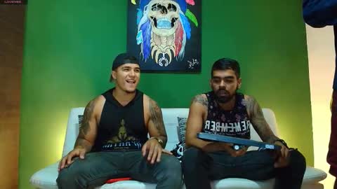 SCOTT  THEO  KAMERON  GENDERSON online show from October 15, 2025, 12:33 am