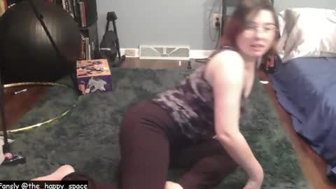 Snapshot of the_happy_space chatting on February 13, 2026, 1:23 am MATERNITY LEAVE online show from February 13, 2026, 1:23 am