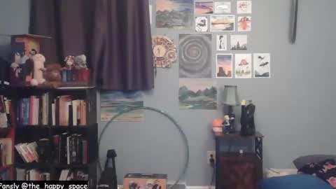 Snapshot of the_happy_space chatting on February 19, 2026, 1:01 am MATERNITY LEAVE online show from February 19, 2026, 1:01 am