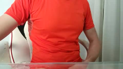 Snapshot of the_hard_baguette chatting on October 20, 2025, 9:10 am La Baguette dure online show from October 20, 2025, 9:10 am