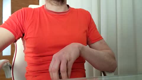 Snapshot of the_hard_baguette chatting on February 24, 2026, 12:14 pm La Baguette dure online show from February 24, 2026, 12:14 pm