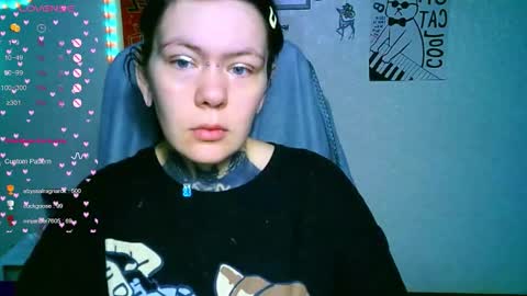 Snapshot of the_ice_owl chatting on November 22, 2025, 1:37 am the_ice_owl online show from November 22, 2025, 1:37 am