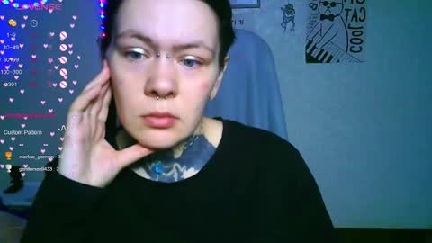 Snapshot of the_ice_owl chatting on November 27, 2025, 5:09 am the_ice_owl online show from November 27, 2025, 5:09 am