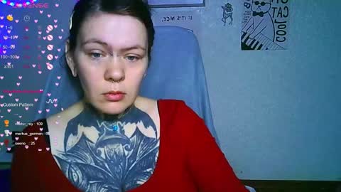 Snapshot of the_ice_owl chatting on November 28, 2025, 5:10 am the_ice_owl online show from November 28, 2025, 5:10 am