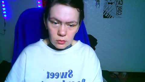 Snapshot of the_ice_owl chatting on December 3, 2025, 9:35 pm the_ice_owl online show from December 3, 2025, 9:35 pm