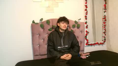 Snapshot of the_jonnes09 chatting on January 9, 2026, 12:41 pm the_jonnes09 online show from January 9, 2026, 12:41 pm