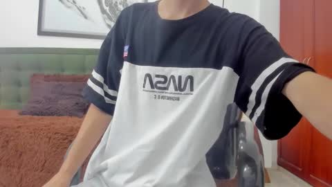 Snapshot of the_mark_king chatting on January 9, 2026, 5:04 pm T H E M A R K K I N G online show from January 9, 2026, 5:04 pm