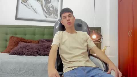 Snapshot of the_mark_king chatting on February 5, 2026, 5:17 pm T H E M A R K K I N G online show from February 5, 2026, 5:17 pm