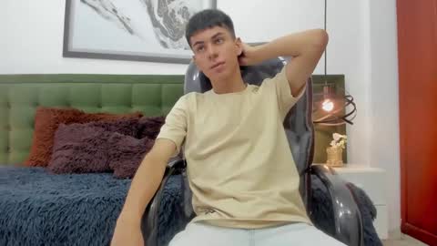 Snapshot of the_mark_king chatting on February 22, 2026, 5:00 pm T H E M A R K K I N G online show from February 22, 2026, 5:00 pm