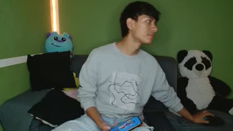 Snapshot of the_muderer chatting on November 6, 2025, 1:34 pm murderer online show from November 6, 2025, 1:34 pm