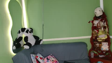 Snapshot of the_muderer chatting on November 27, 2025, 12:18 pm murderer online show from November 27, 2025, 12:18 pm