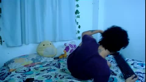 Snapshot of the_r00m chatting on November 5, 2025, 11:05 pm Jaime Angela online show from November 5, 2025, 11:05 pm