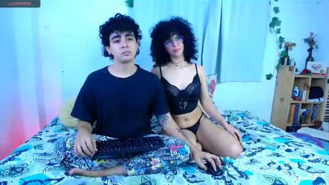 Snapshot of the_r00m chatting on December 13, 2025, 10:37 pm Jaime Angela online show from December 13, 2025, 10:37 pm