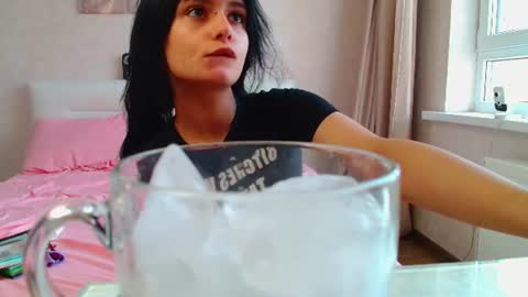 Snapshot of the_slutty_fox chatting on June 23, 2026, 8:23 am the_slutty_fox online show from June 23, 2026, 8:23 am