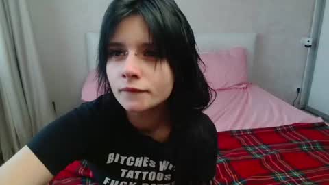 Snapshot of the_slutty_fox chatting on July 8, 2026, 9:03 am the_slutty_fox online show from July 8, 2026, 9:03 am