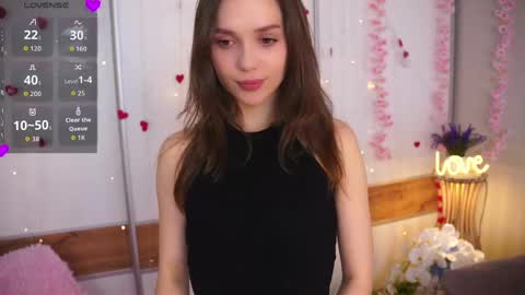 My name is Cynthia and Im very happy to see you in my sweet room  online show from April 29, 2026, 3:10 am