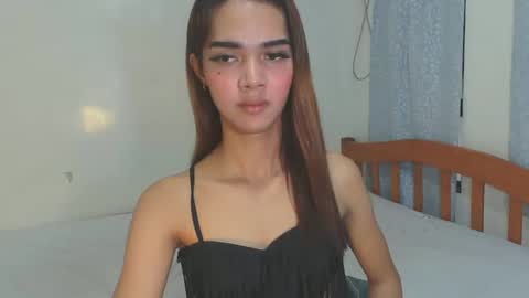 thea121698 online show from October 23, 2025, 6:02 am