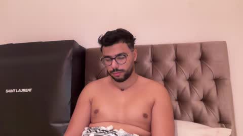 thearabboy98 online show from January 22, 2025, 8:38 pm