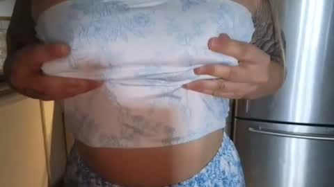 theauroramae -  online show from June 24, 2026, 7:35 pm