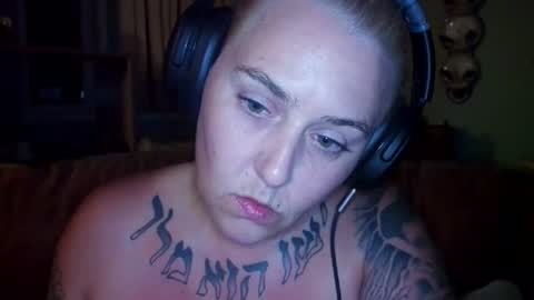 theauroramae -  online show from July 7, 2026, 5:32 am