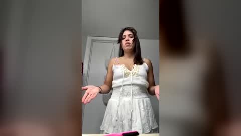 Snapshot of thebabybrii chatting on June 29, 2026, 1:55 pm thebabybrii online show from June 29, 2026, 1:55 pm