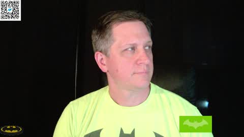 Snapshot of thebatandthecat10 chatting on April 1, 2026, 11:13 pm ISABELLA or MATT online show from April 1, 2026, 11:13 pm