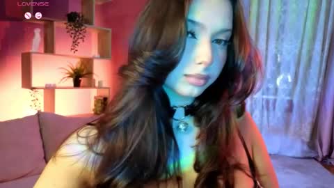 Snapshot of thebbylu chatting on November 25, 2025, 1:55 pm Lucy online show from November 25, 2025, 1:55 pm