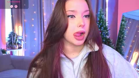 Snapshot of thebbylu chatting on January 7, 2026, 11:01 am Lucy online show from January 7, 2026, 11:01 am