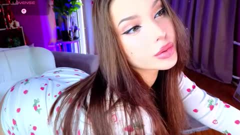 Snapshot of thebbylu chatting on February 20, 2026, 1:22 pm Lucy online show from February 20, 2026, 1:22 pm