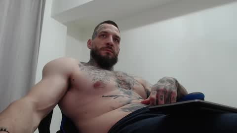 Snapshot of thebestmuscles chatting on February 13, 2026, 6:48 pm John online show from February 13, 2026, 6:48 pm