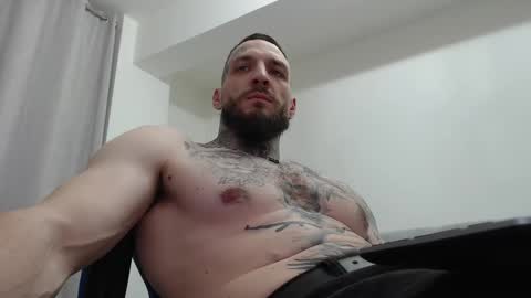 Snapshot of thebestmuscles chatting on February 21, 2026, 10:22 pm John online show from February 21, 2026, 10:22 pm